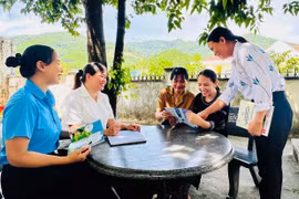 Bảo vệ an toàn cho phụ nữ, trẻ em gái trong kỷ nguyên số