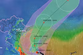 Bão mạnh lên cấp 10, mưa mở rộng ra đồng bằng Bắc Bộ