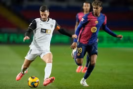 Barcelona mở đại tiệc 8 bàn, trở lại đường đua La Liga