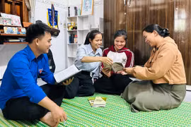 Phát huy vai trò đảng viên trẻ người dân tộc thiểu số