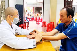 Để đạo gắn với đời - Kỳ 1: Muôn cách sẻ chia