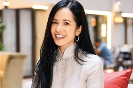 Diva Hồng Nhung: 'Tôi đã biểu diễn với một hạt bụi đen trong lồng ngực'