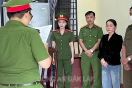 Phát hiện hàng ngàn thực phẩm bảo vệ sức khỏe giả, bắt giam nữ giám đốc