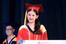 Lê Âu Ngân Anh nói lý do học tiến sĩ ở tuổi 30