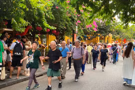 Du lịch lập đỉnh