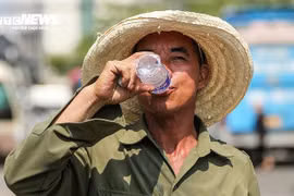 Dự báo thời tiết 10 ngày: Bắc Bộ và Trung Bộ nắng nóng kéo dài, có nơi 38°C