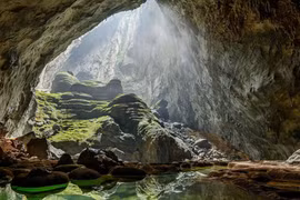 Báo Mỹ ca ngợi hang động ở Việt Nam 'có thể chứa cả dãy nhà chọc trời'