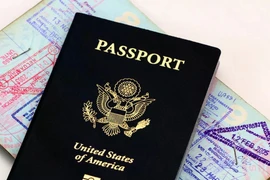 Chính quyền Trump hủy 80.000 thị thực không định cư