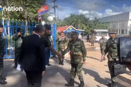 Campuchia và Thái Lan thống nhất lui quân ở biên giới tranh chấp