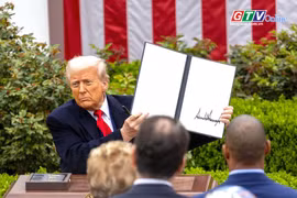 Tin thế giới ngày 3-4: Tổng thống Trump ký sắc lệnh áp thuế đối ứng với hàng chục nền kinh tế