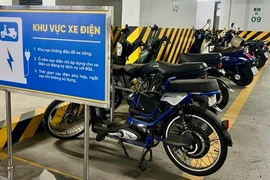 Lưu ý gì khi sạc xe máy điện tại nhà?
