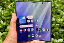 Galaxy Z Fold7 hút khách ngoài sức tưởng tượng của Samsung