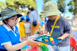 Nâng cao nhận thức cộng đồng về tự kỷ