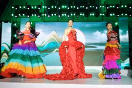 Đặc sắc Chương trình thời trang thổ cẩm Việt Nam – Đắk Lắk 2025: “Sắc vóc non cao”