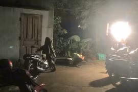 Can ngăn khi cha chửi mẹ, con trai gây án mạng