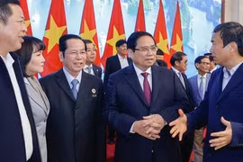 Cánh cửa mới, động lực mới