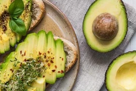 Hai lý do khiến bạn nên ăn 1 quả bơ mỗi ngày