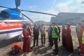 Trực thăng chở triệu phú Mỹ tới khám phá Vân Đồn