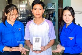Tuổi trẻ Bình Định với phong trào 'Bình dân học vụ số'