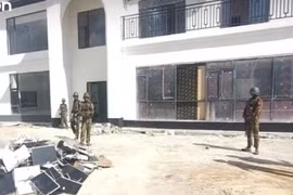 Quân đội Myanmar đột kích sào huyệt lừa đảo trực tuyến, bắt hơn 2.000 người