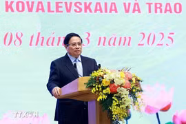 Thủ tướng: Cần có thêm giải thưởng vinh danh phụ nữ xuất sắc trên các lĩnh vực