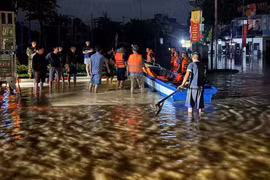 Lũ sông Cầu vượt đỉnh lịch sử 1,07 m, trung tâm Thái Nguyên cũng ngập sâu