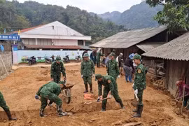 Chuyện xóa nhà tạm ở vùng cao - Bài 5: Bộ đội vào vai thợ xây