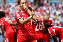 Benfica quật ngã Bayern Munich, hoàn thành sớm chỉ tiêu FIFA Club World Cup