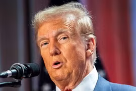 Ông Trump đẩy giá vàng thế giới lên 'đỉnh nóc'