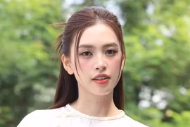 Ảnh đời thường đẹp không tỳ vết của Hoa hậu Tiểu Vy