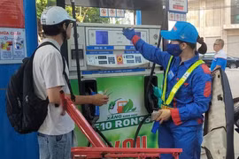 Đề xuất dùng xăng E10 từ 1-1-2026, xóa hoàn toàn xăng khoáng RON 95