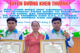 Hai chàng trai 'vàng' của người mẹ nghèo xứ Quảng