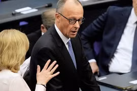 Chính trường Đức bất ngờ nổi sóng, ghế thủ tướng bỗng lung lay