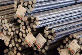 Giá thép trong nước giảm