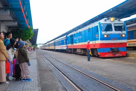 Tổ chức chuyến tàu hỏa du lịch miễn phí “Hành trình văn hóa về miền đất Võ”