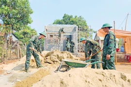 Quân đoàn 34 thắt chặt tình đoàn kết quân dân