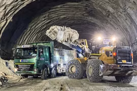 Cao tốc Quảng Ngãi - Hoài Nhơn đang bứt tốc