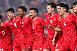 Nguyễn Xuân Son trở lại tuyển Việt Nam sau chấn thương gãy chân