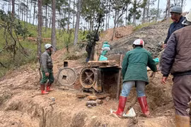 Truy quét “thiếc tặc” ở vùng núi cao Lâm Đồng