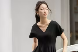 Trang phục đơn sắc, vẻ đẹp tinh giản nhưng ấn tượng khó quên