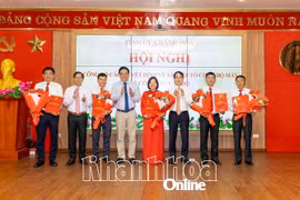 Hợp nhất Báo Khánh Hòa và Đài Phát thanh và Truyền hình Khánh Hòa thành Báo Khánh Hòa