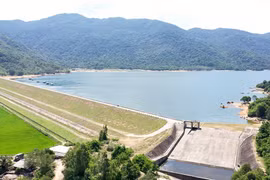 Từ truyền thống kiên trung đến tương lai tươi sáng