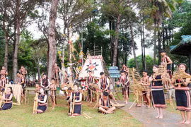 Nuôi dưỡng tình yêu mạch nguồn văn hóa dân tộc