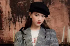 Biến hóa phong cách công sở thời thượng với blazer oversized