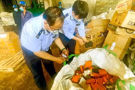 Dẹp hàng giả, khôi phục niềm tin