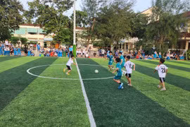 Sôi nổi bóng đá học sinh xứ Dừa