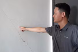 Động đất ở Myanmar: Hàng trăm căn hộ chung cư ở TP.HCM cũng bị nứt tường