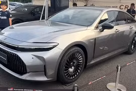 Toyota kiên định với xe chạy bằng hydro