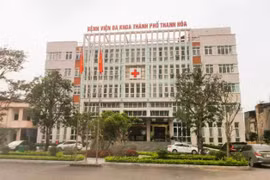 Giám đốc, phó giám đốc bệnh viện tiếp tay trục lợi bảo hiểm