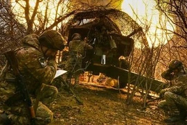 '10 tỉ USD vũ khí Mỹ' sắp tới Ukraine, Nga phản ứng gắt